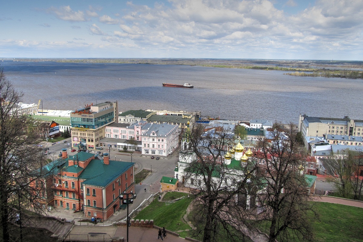 Нижний Новгород, Рождественская улица, 2; Рождественская улица, 1Б (сторожка); Рождественская улица, 1Б (церковь); Рождественская улица, 11 / Кожевенный переулок, 7. Нижний Новгород — Панорамы