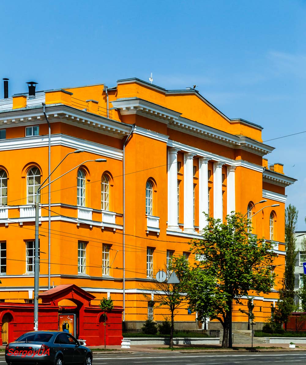 Kyiv, Владимирская улица, 58