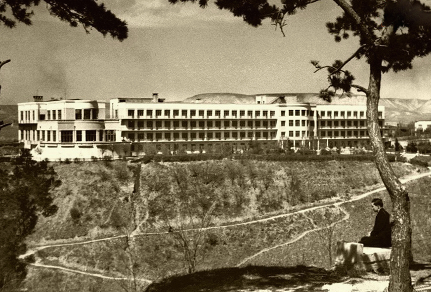 Кисловодск, Улица Володарского, 12