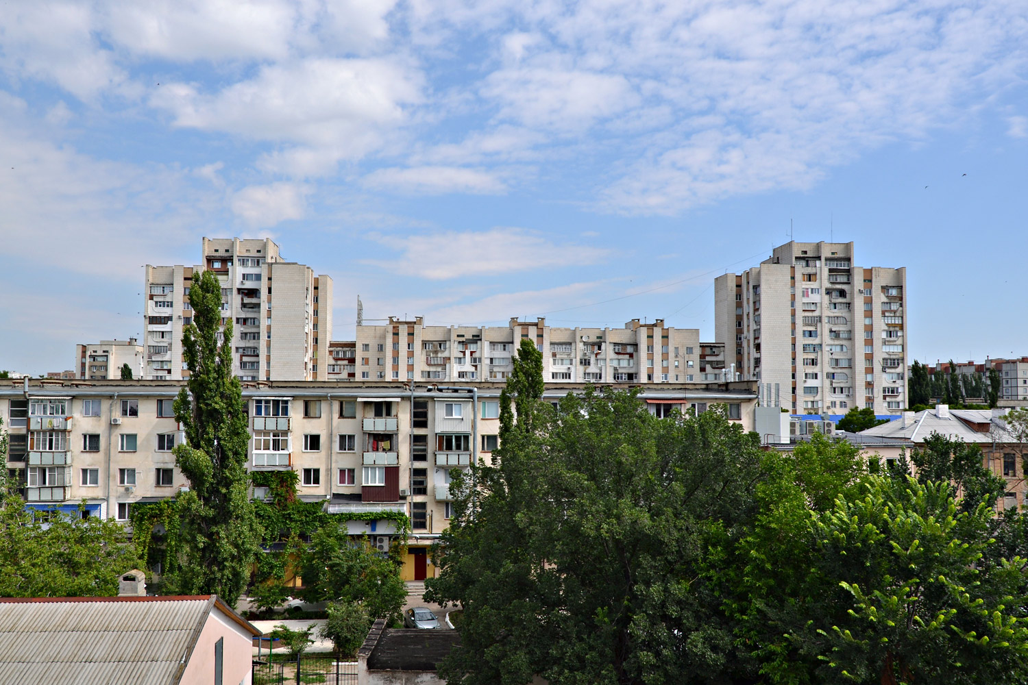 Тирасполь, Улица 25 Октября, 92; Улица Луначарского, 28; Улица 25 Октября, 73; Улица Котовского, 29