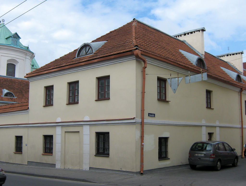 Гродно, Улица Карла Маркса, 4 / Городничанская улица, 35