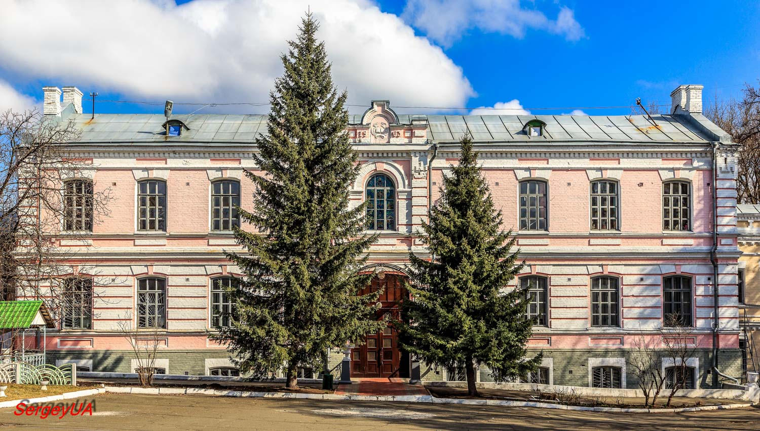 Киев, Лаврская улица, 9 корп. 15