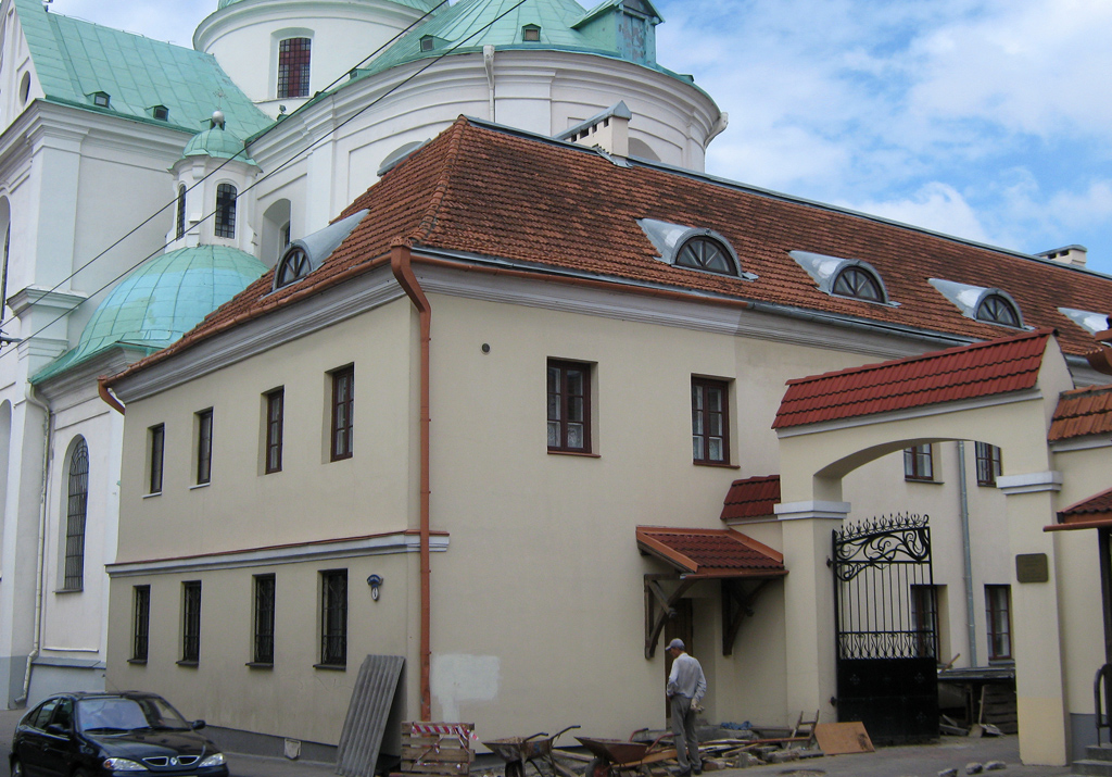 Гродно, Улица Карла Маркса, 4 / Городничанская улица, 35