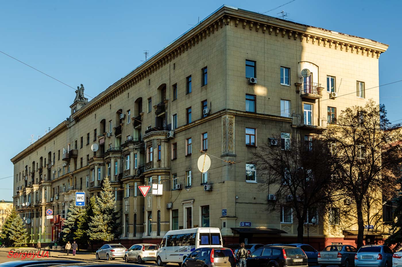 Харьков, Университетская улица, 9 / Спартаковский переулок, 3