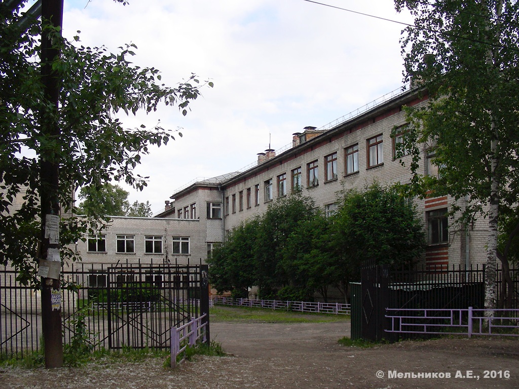 Нижний Новгород, Улица Космонавта Комарова, 2В