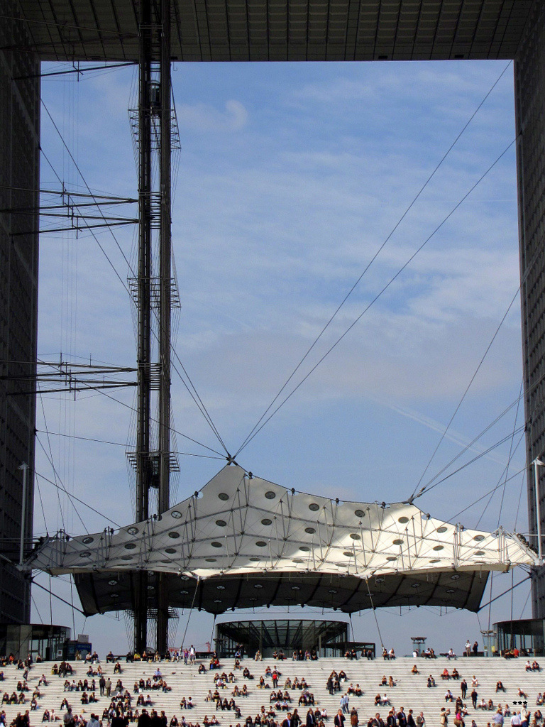Пюто, Parvis de la Défense, 1