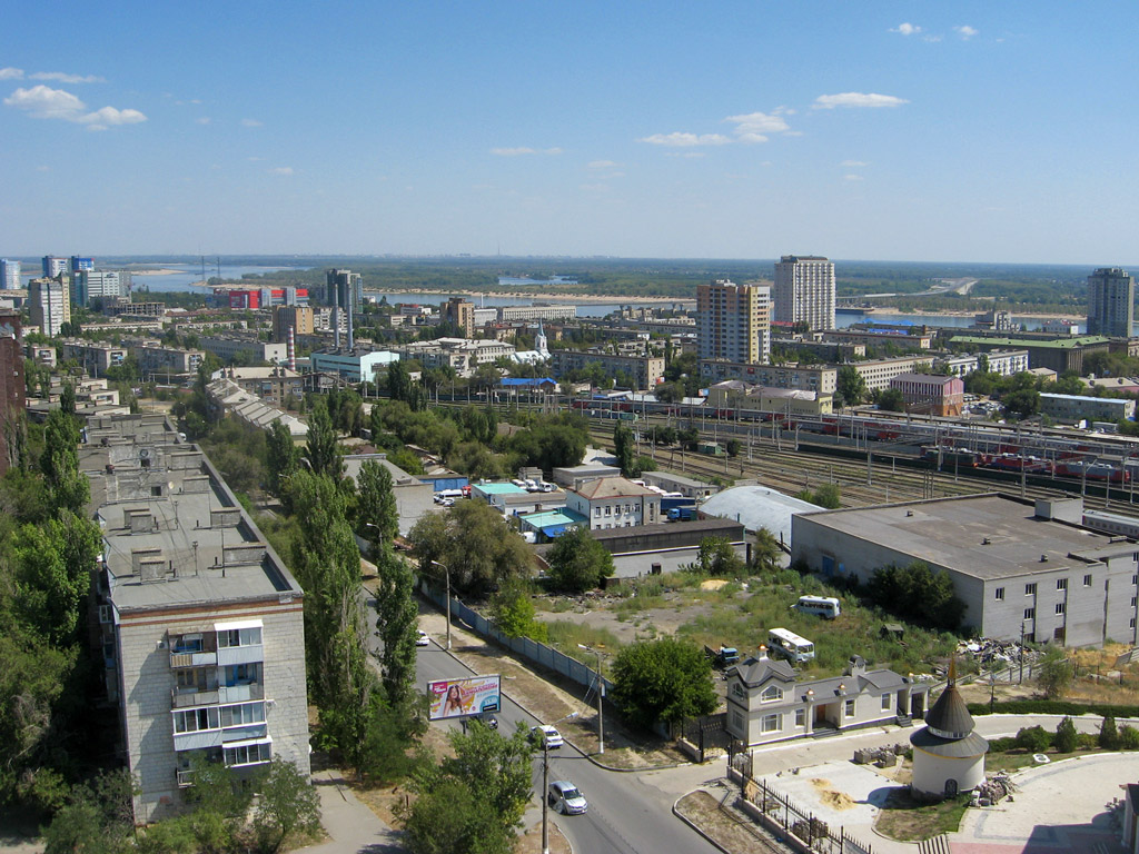 Волгоград, Улица Пархоменко, 41; Улица Пархоменко, 60; Пражская улица, 18; Коммунистическая улица, 60; Пражская улица, 14; Коммунистическая улица, 56; Улица Маршала Чуйкова, 55; Улица Маршала Чуйкова, 51А