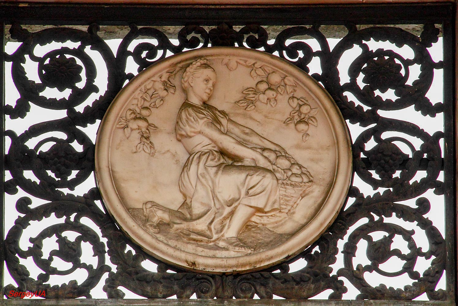 Киев, Проспект Академика Глушкова, 1 корп. 8