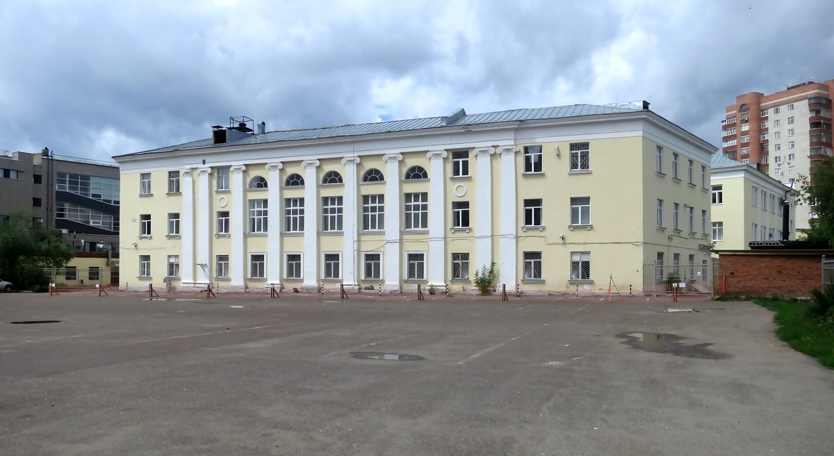 Казань, Зелёная улица, 1