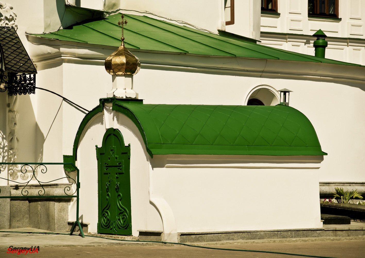 Киев, Лаврская улица, 9 корп. 36А