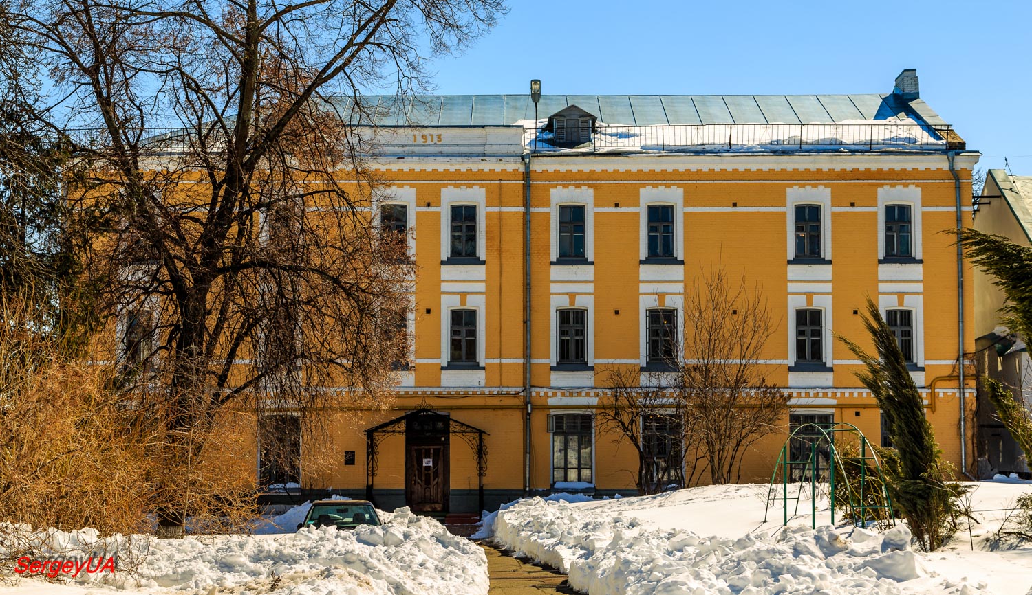 Киев, Лаврская улица, 9 корп. 11