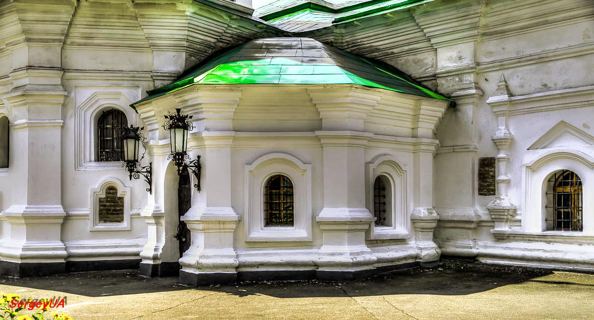 Киев, Лаврская улица, 9 корп. 25