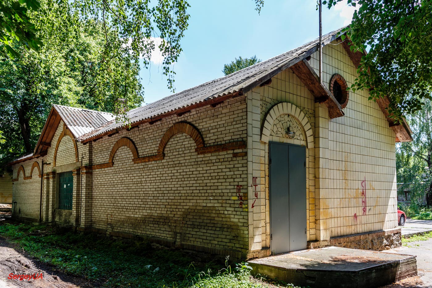 Киев, Проспект Академика Глушкова, 1 корп. 173