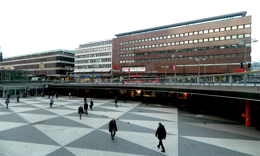 Стокгольм, Sergelgatan, 1; Sergels Torg, 14