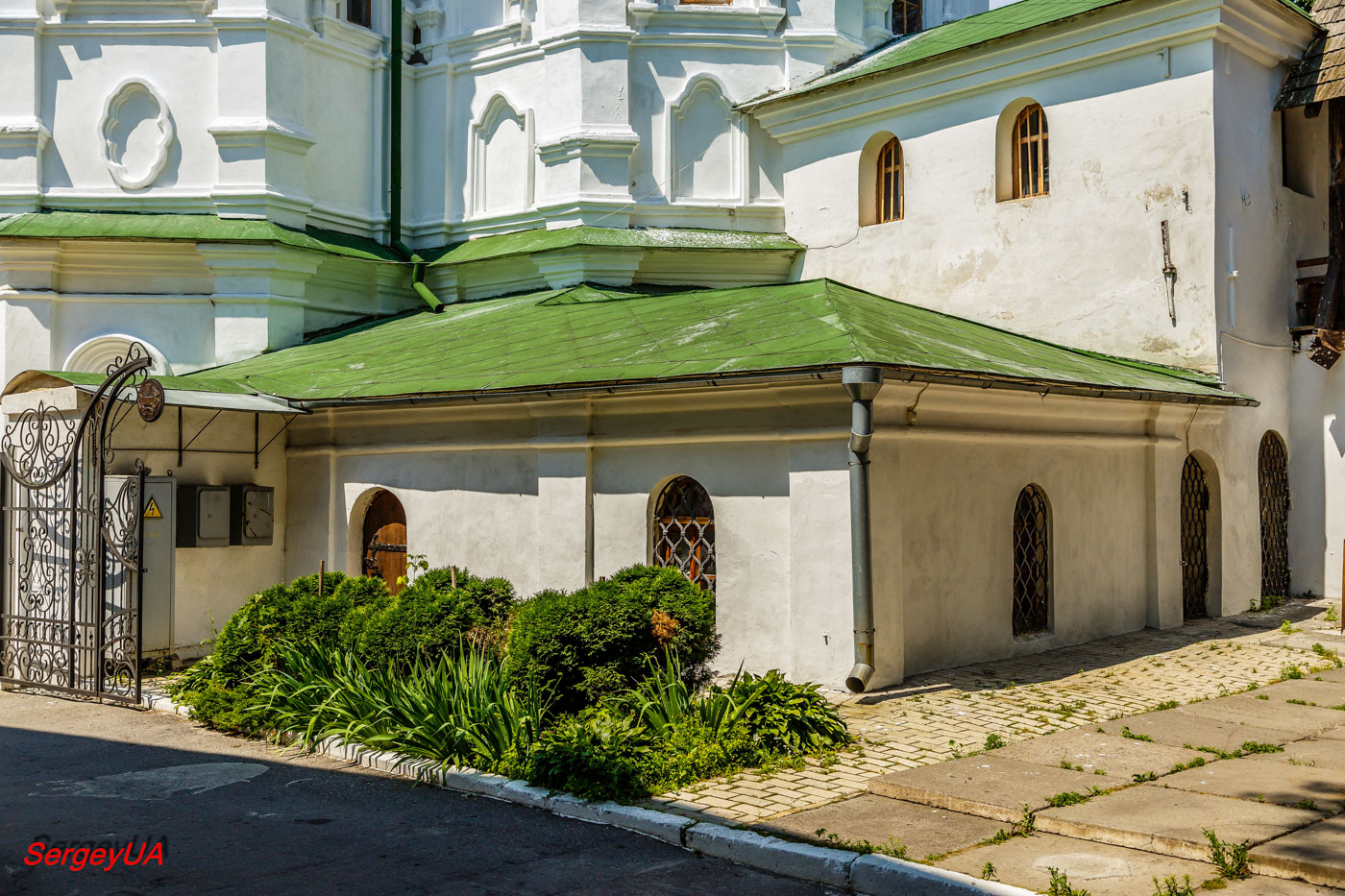 Киев, Лаврская улица, 9 корп. 82