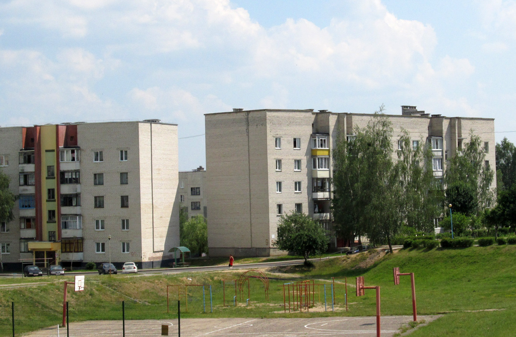 Слоним, Проспект Независимости, 9; Брестская улица, 99 корп. 1