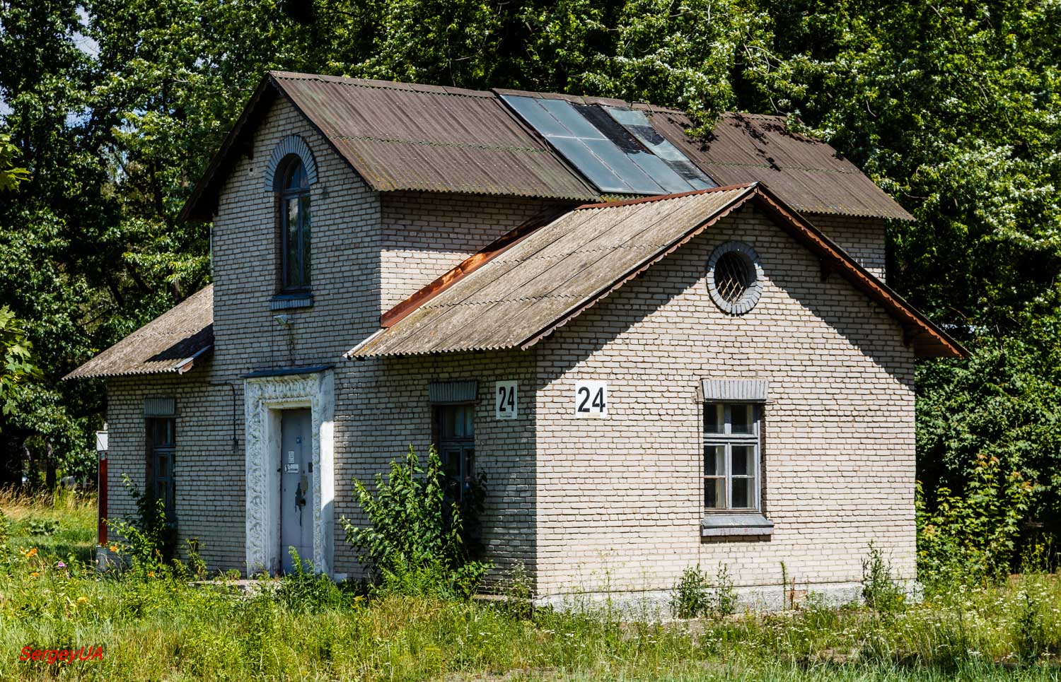 Киев, Проспект Академика Глушкова, 1 корп. 24