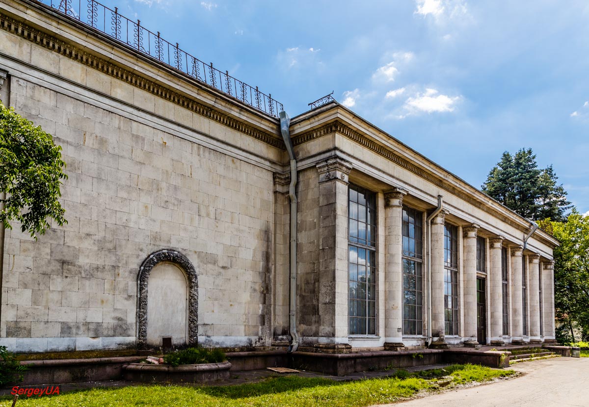 Kyiv, Проспект Академика Глушкова, 1 корп. 8