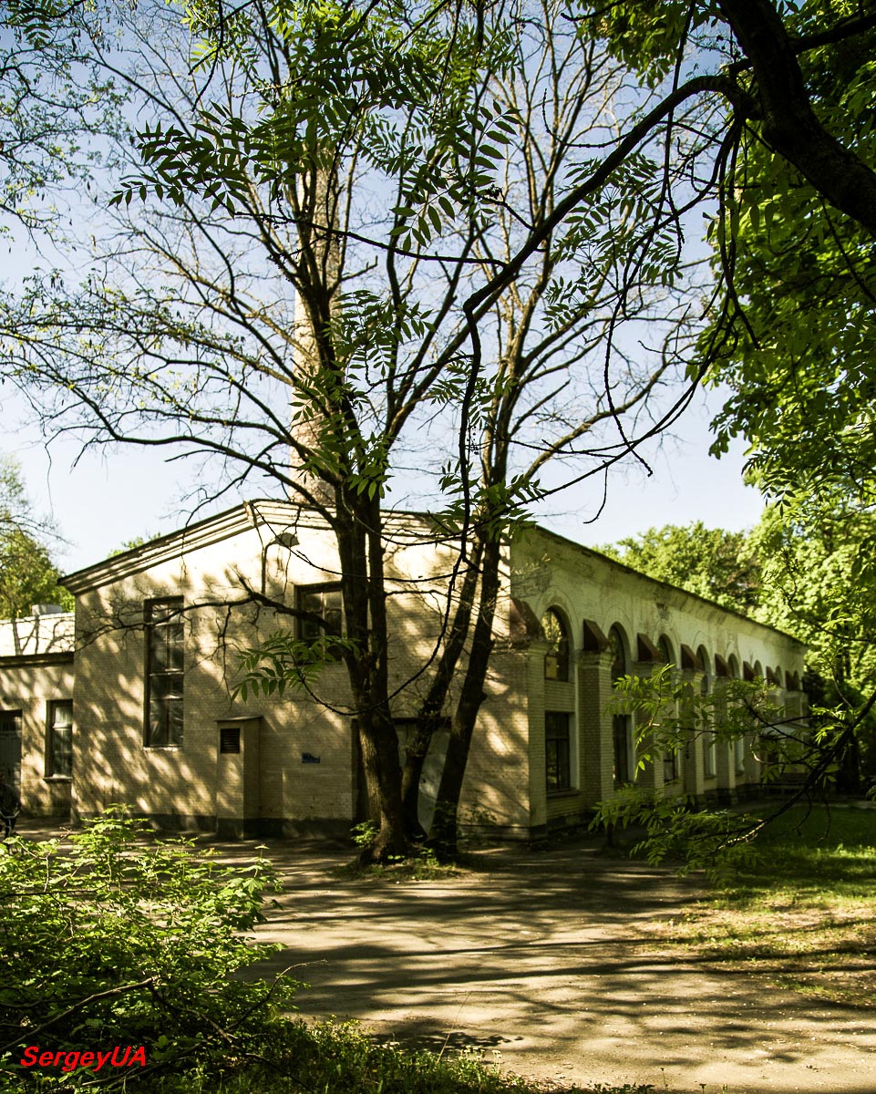 Киев, Проспект Академика Глушкова, 1