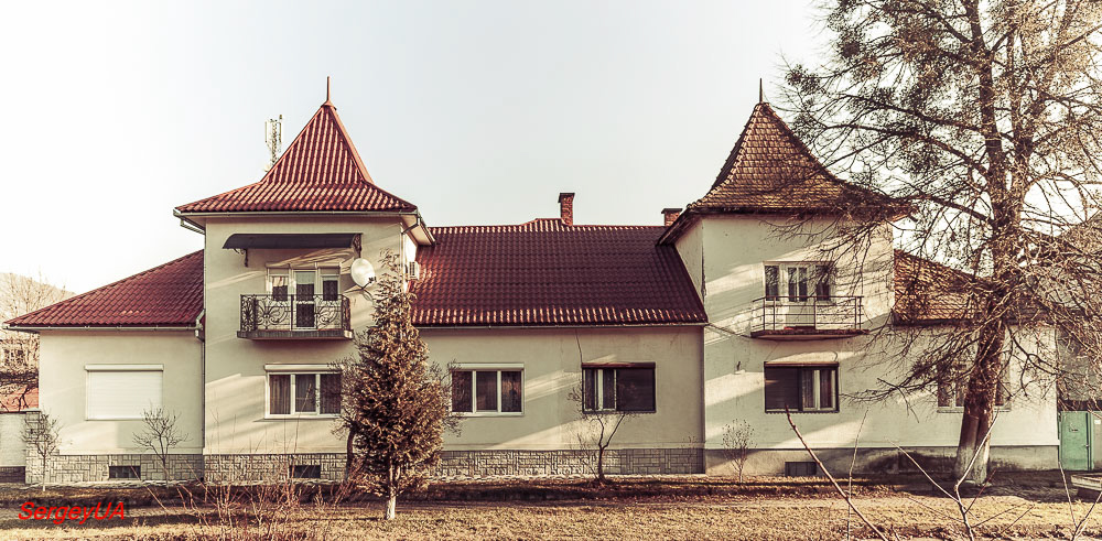 Свалява, Улица Алексия, 4