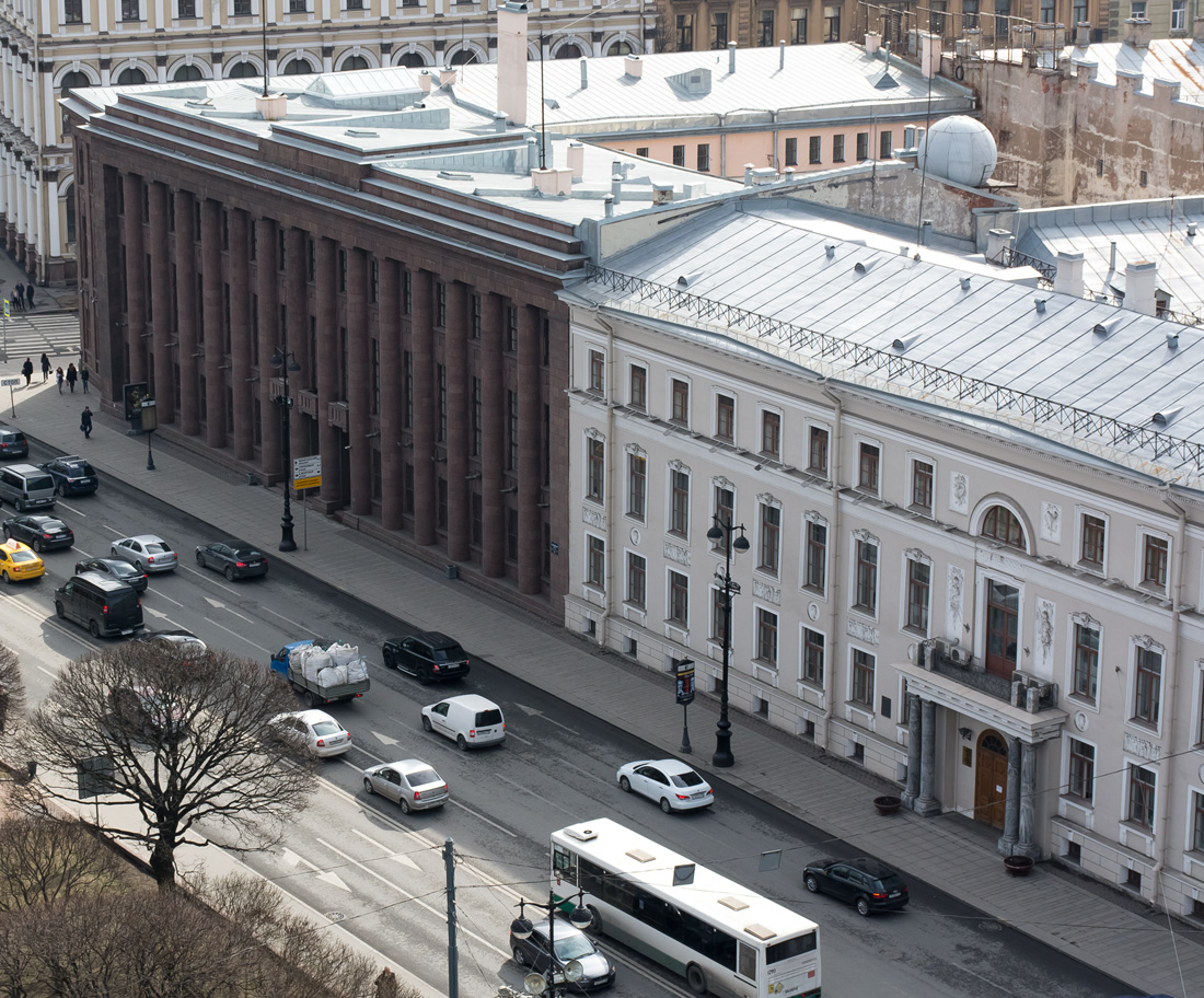 Санкт-Петербург, Почтамтская улица, 2 / Исаакиевская площадь, 9; Исаакиевская площадь, 11