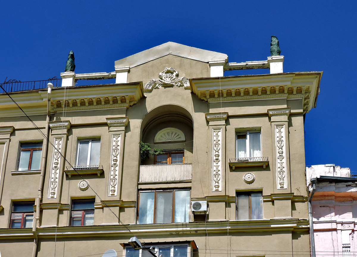 Харьков, Проспект Героев Харькова, 15