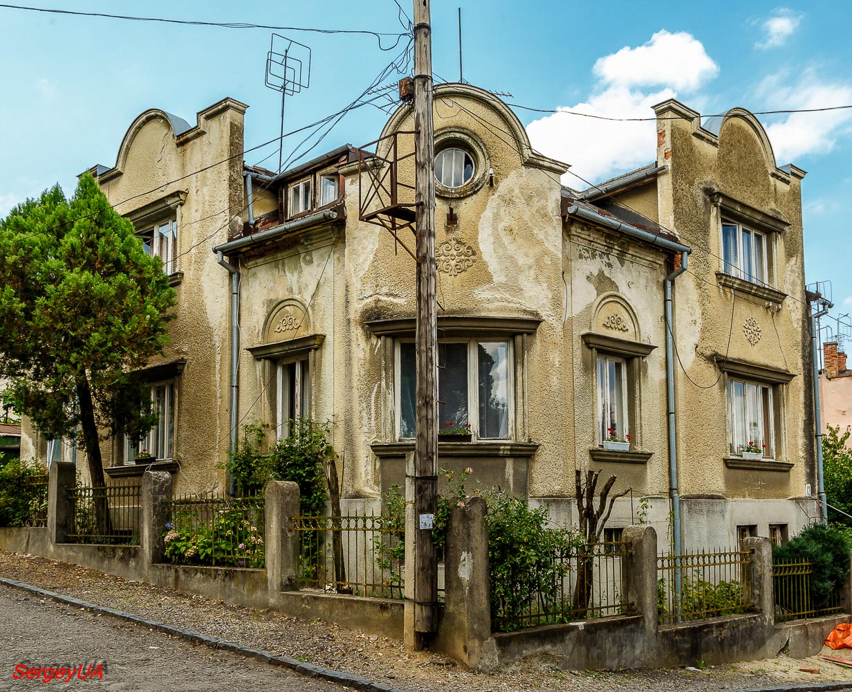 Ужгород, Подгорный переулок, 12