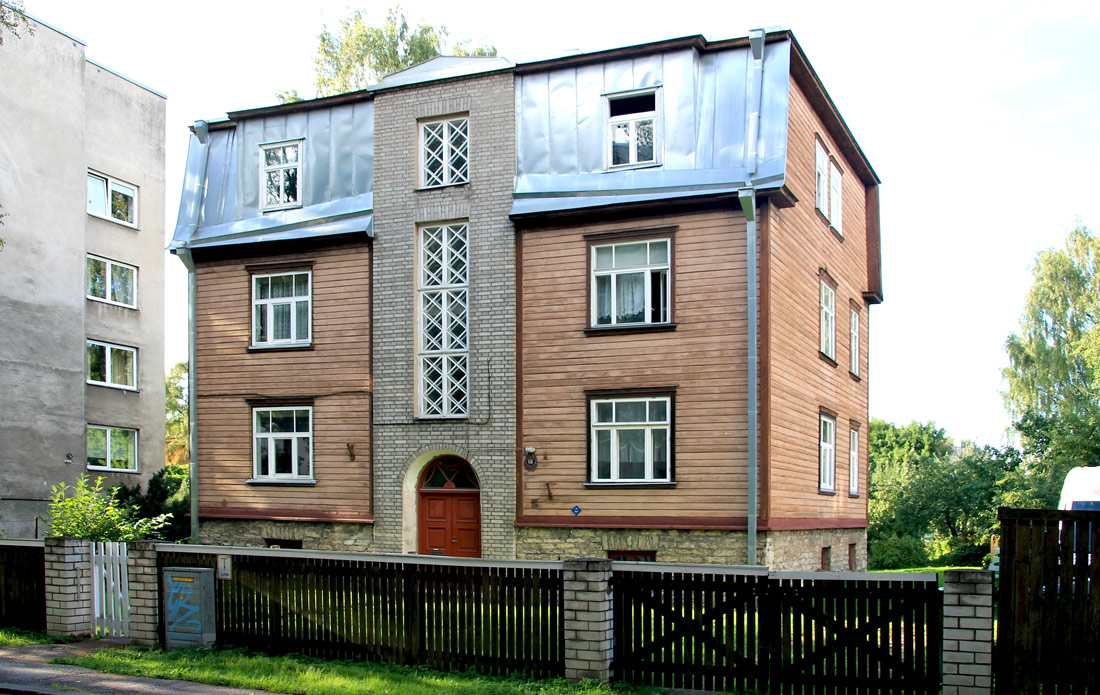 Tallinn, Kullerkupu, 18