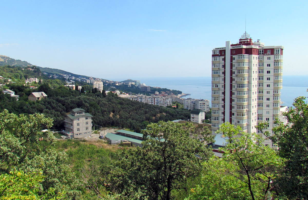 Ялта, пгт Кореиз, Южная улица, 68