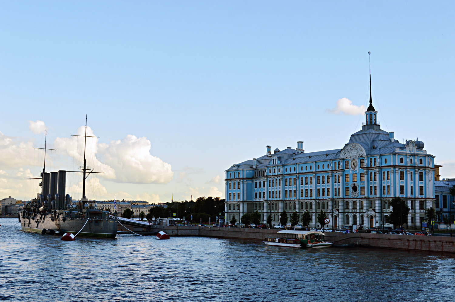 Санкт-Петербург, Петроградская набережная, 2-4