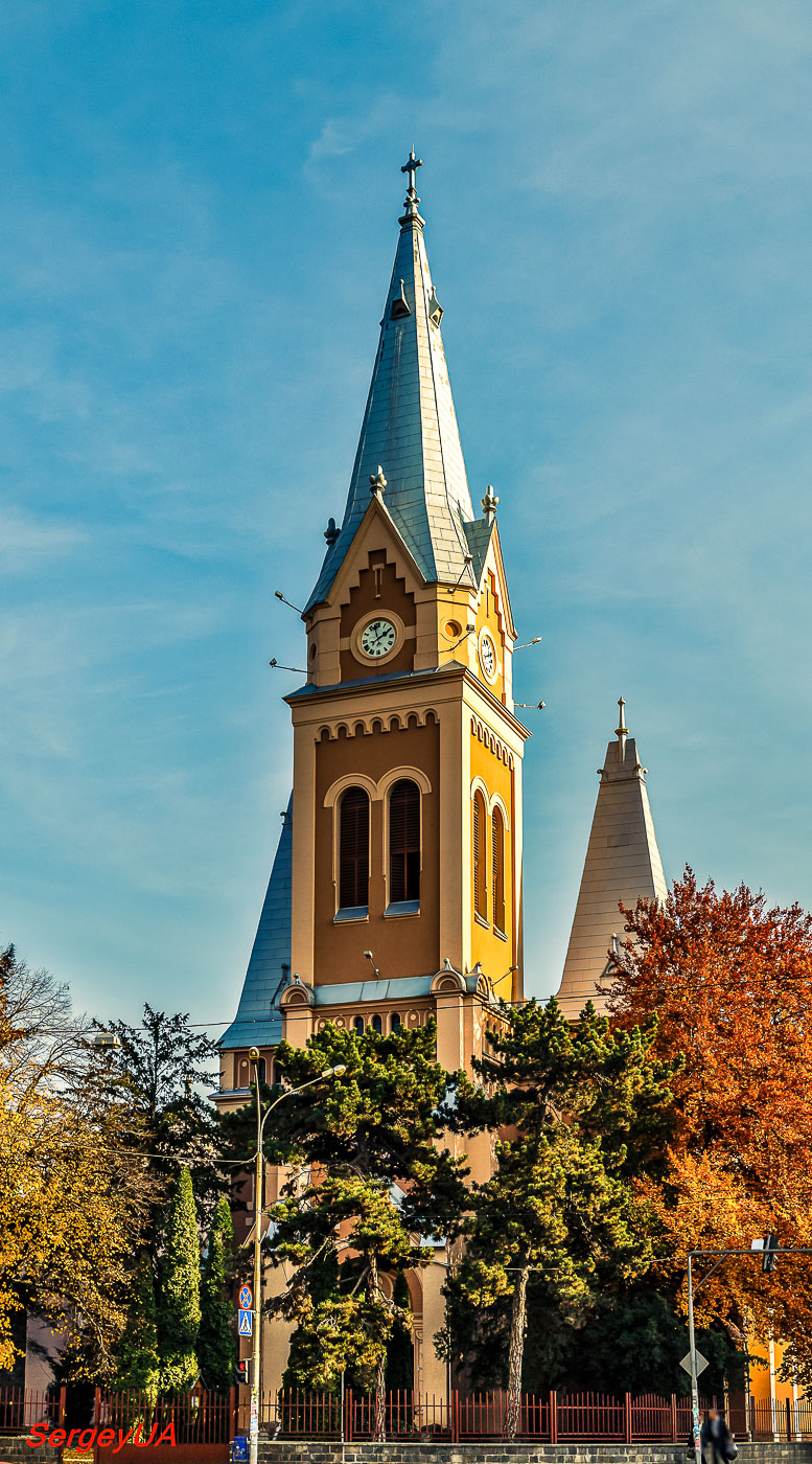 Мукачево, Улица Мира, 2