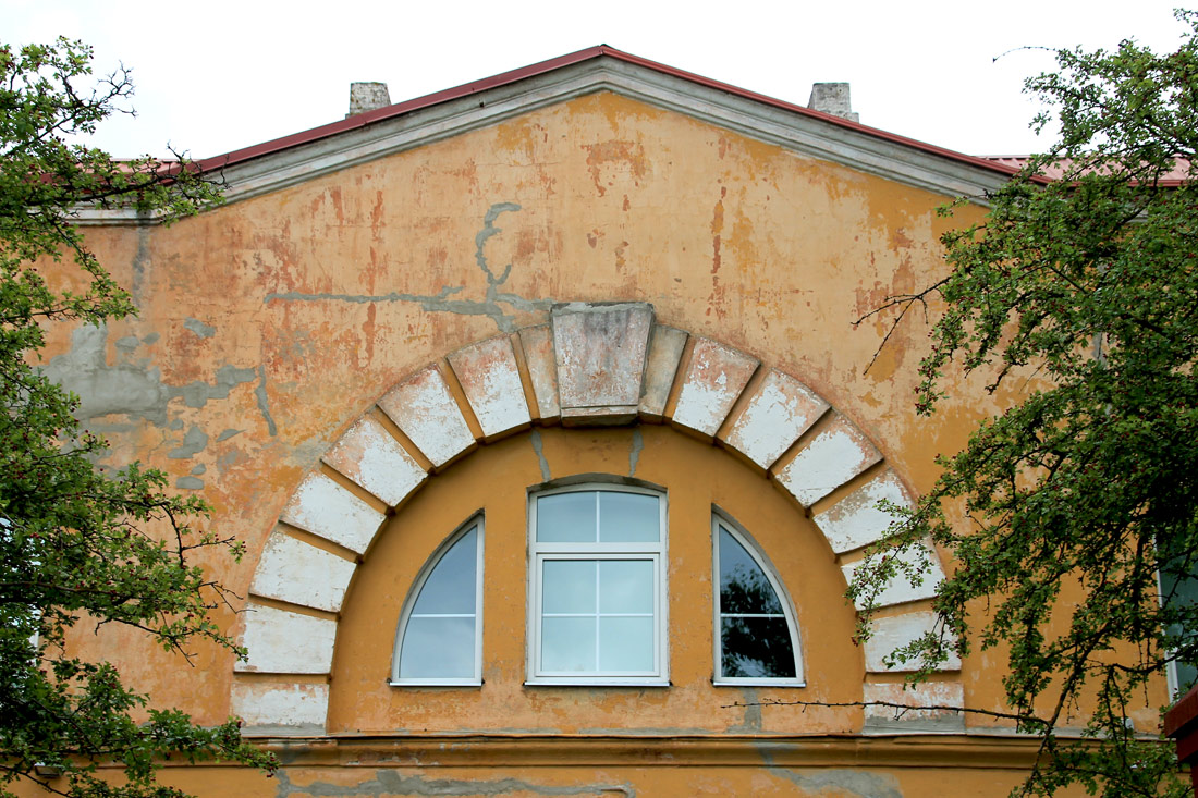 Tallinn, Ristiku, 84