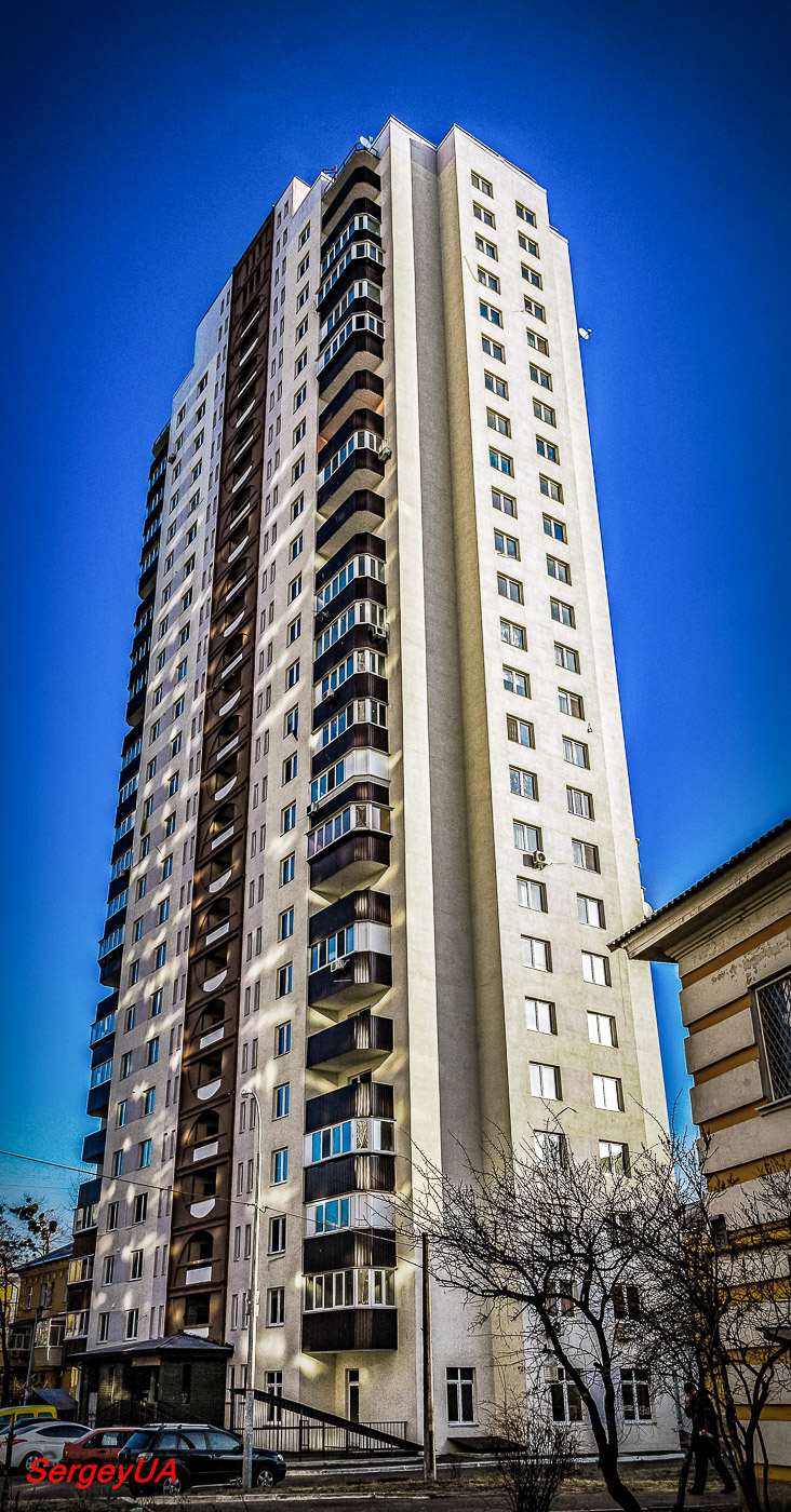 Київ, Улица Макаренко, 1А