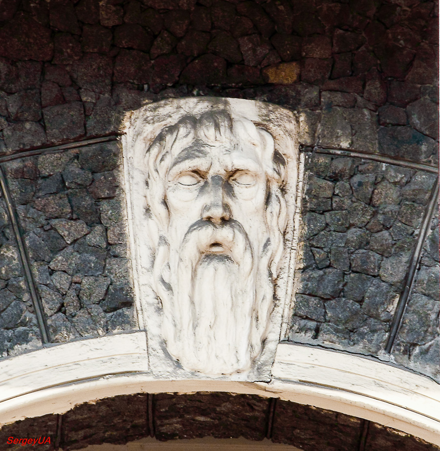 Київ, Большая Васильковская улица, 14