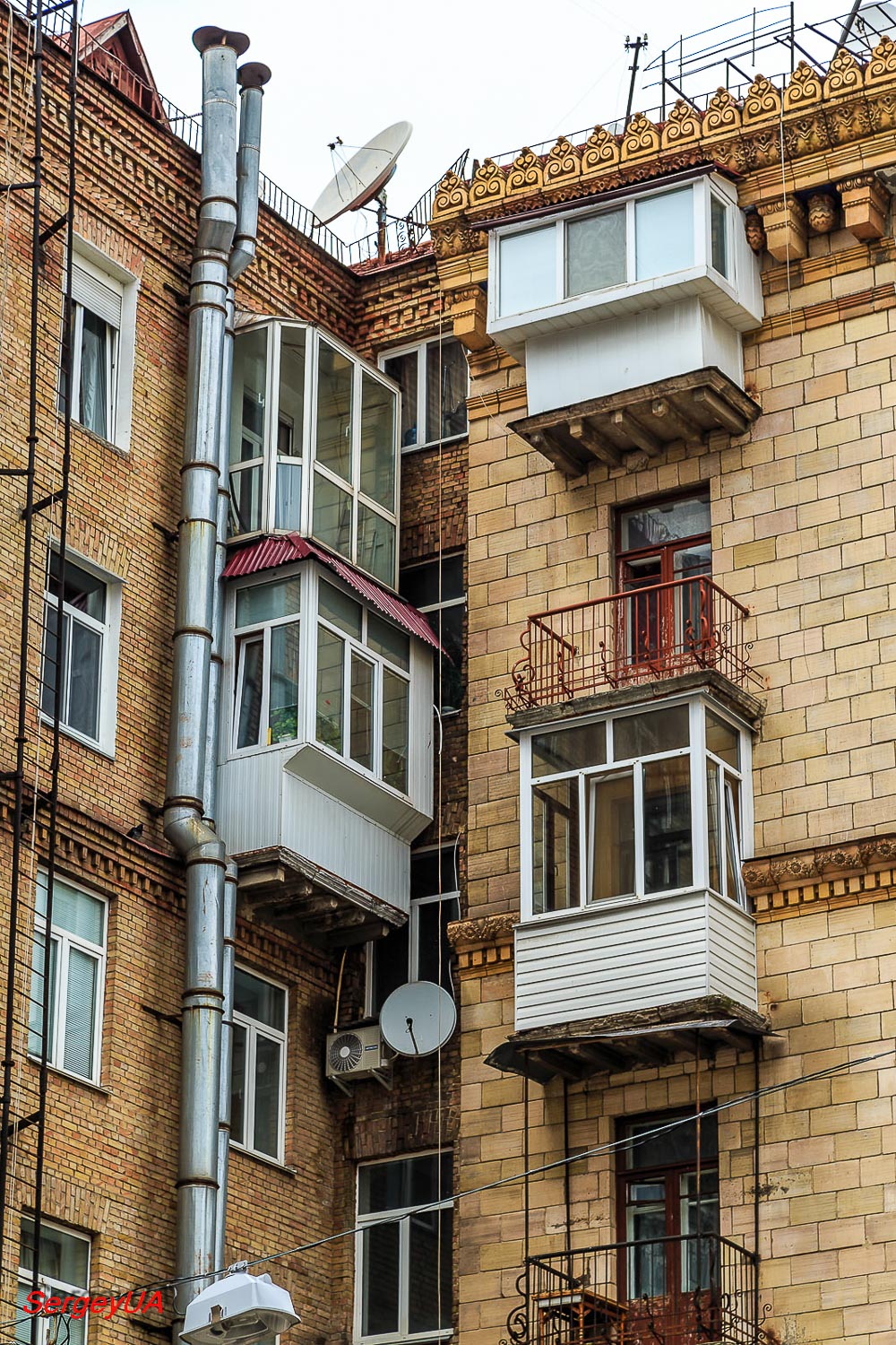 Kyiv, Улица Крещатик, 21