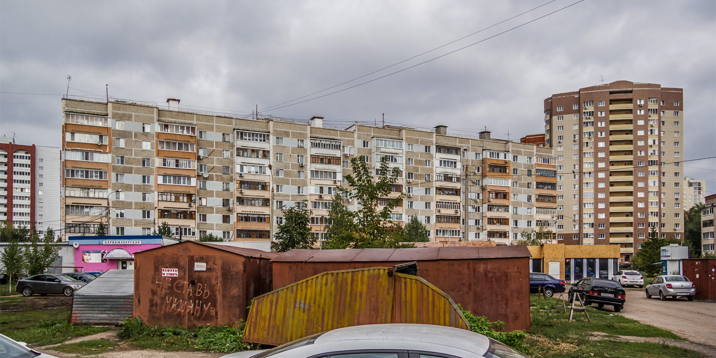 Казань, Проспект Победы, 32; Улица Юлиуса Фучика, 2Б