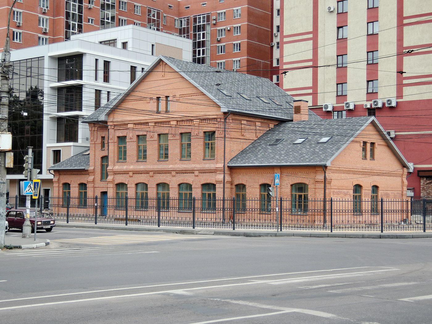 Воронеж, Улица Феоктистова, 1