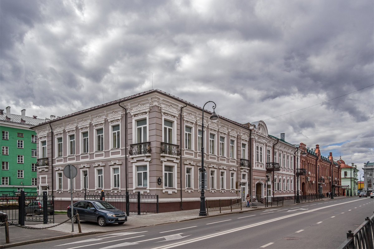 Казань, Улица Островского, 8; Улица Островского, 6; Улица Островского, 4