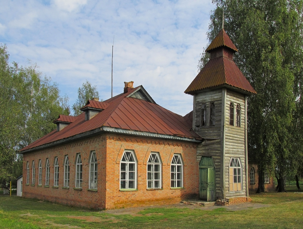 Чернухинский район, прочие н.п., С. Кизловка, Школьный переулок, 5