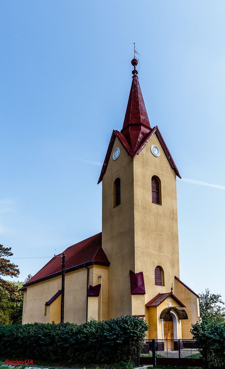 Виноградовский район, прочие н.п., с. Новое Село, Центральная улица, 157