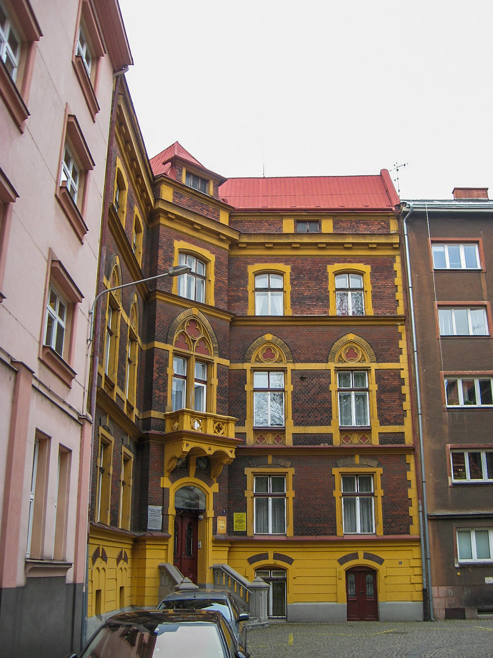 Острава, Husovo náměstí, 4