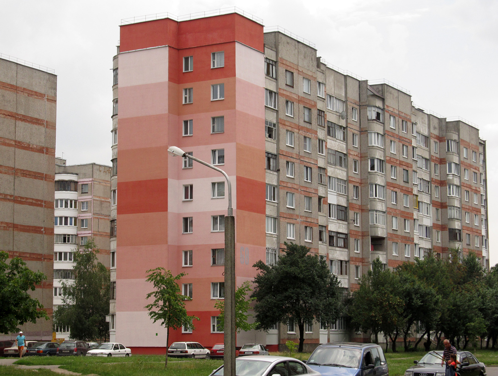 Пинск, Молодёжная улица, 68