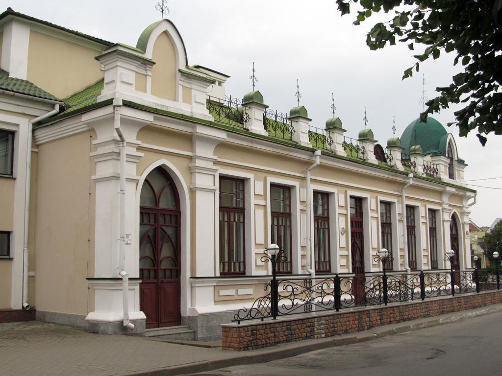 Пинск, Улица Веры Хоружей, 10