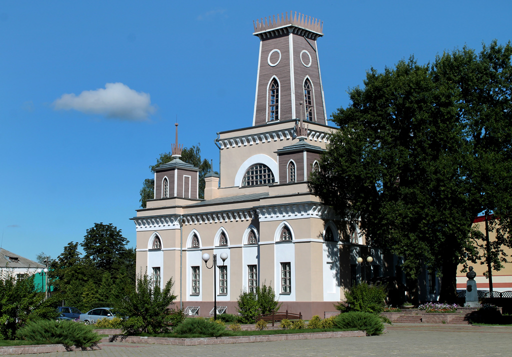 Чечерск, Площадь Ленина, 4