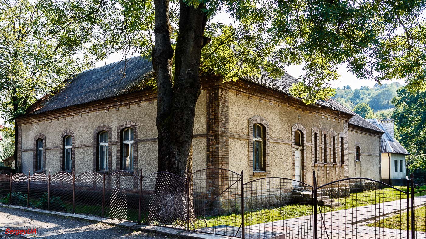Воловецкий район, прочие н.п., С. Нижние Ворота, Улица Победы, 4