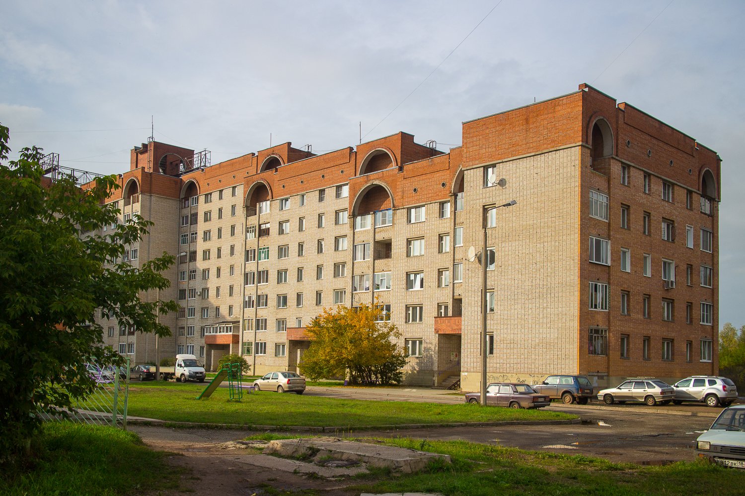 Глазов, Улица Карла Маркса, 1