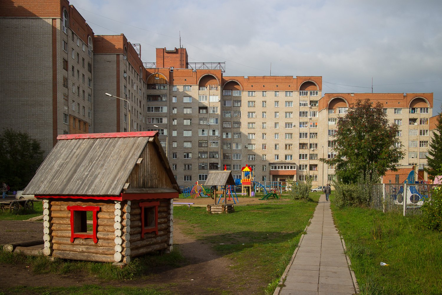 Глазов, Улица Карла Маркса, 1