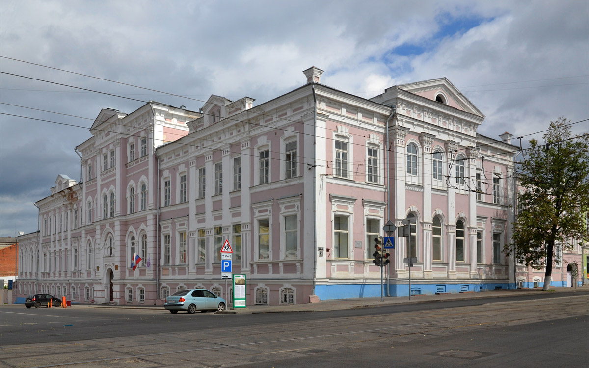 Пермь, Улица Ленина, 29 / Улица Газеты "Звезда", 18