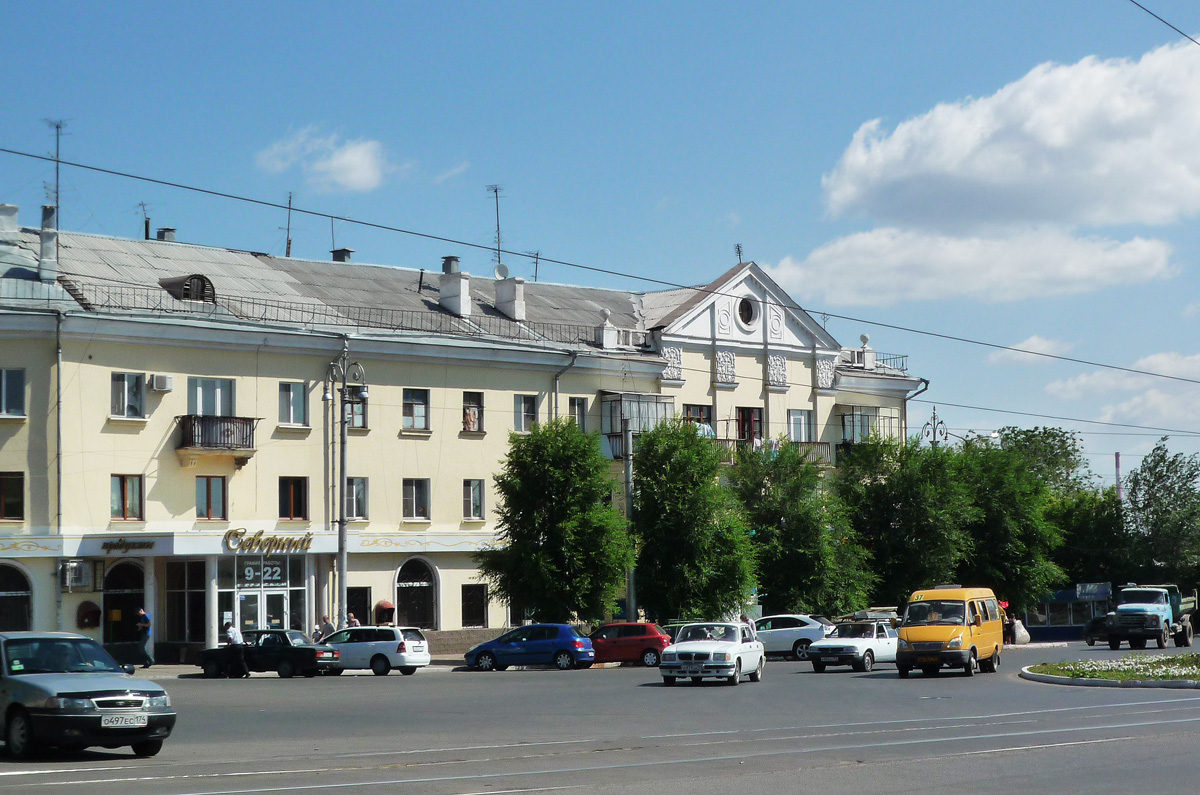 Магнитогорск, Улица Строителей, 41 / Улица Ни­ко­лая Шиш­ка, 36