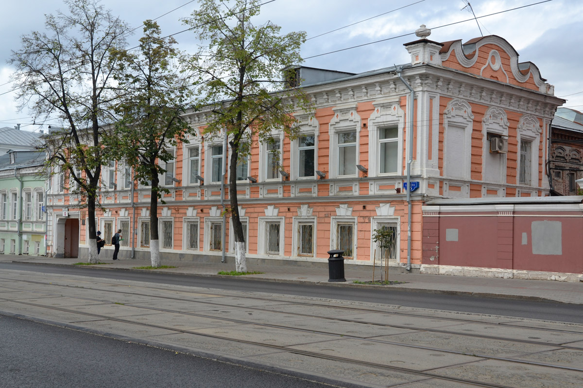 Пермь, Улица Ленина, 25